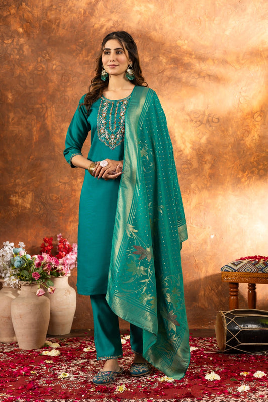 Elegant Straight Kurti Pant Dupatta Set - Kalanandi the art of timeless fashion - DIVA - 103