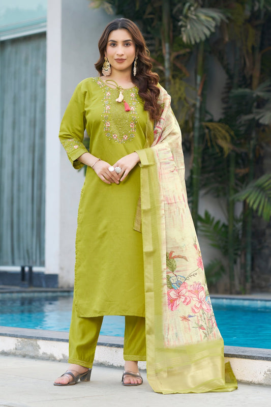 Women’s Embroidered Kurti Pant Suit Set with Lagdi Patta Dupatta - Kalanandi the art of timeless fashion - Straight Kurti Pant Dupatta Set