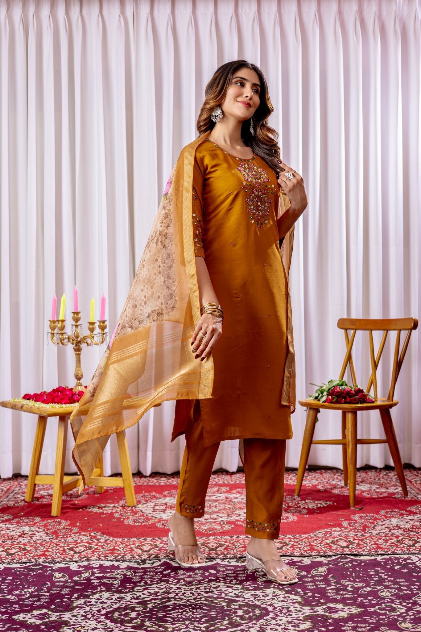 Classic Straight Kurti with Detailed Thread Embroidery & Matching Dupatta - Kalanandi the art of timeless fashion - Straight Kurti Pant Dupatta Set