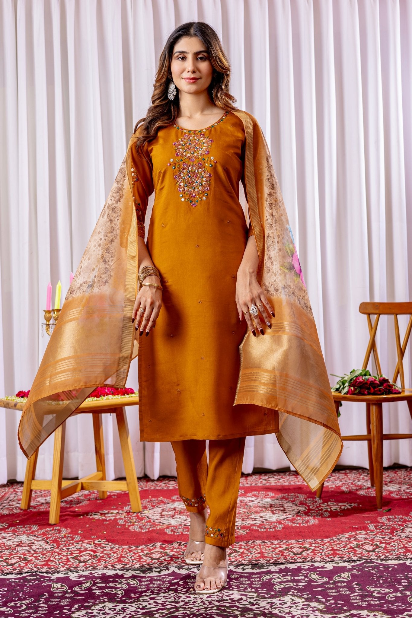 Classic Straight Kurti with Detailed Thread Embroidery & Matching Dupatta - Kalanandi the art of timeless fashion - Straight Kurti Pant Dupatta Set