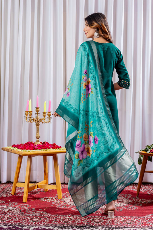 Classic Straight Kurti with Detailed Thread Embroidery & Matching Dupatta - Kalanandi the art of timeless fashion - Straight Kurti Pant Dupatta Set