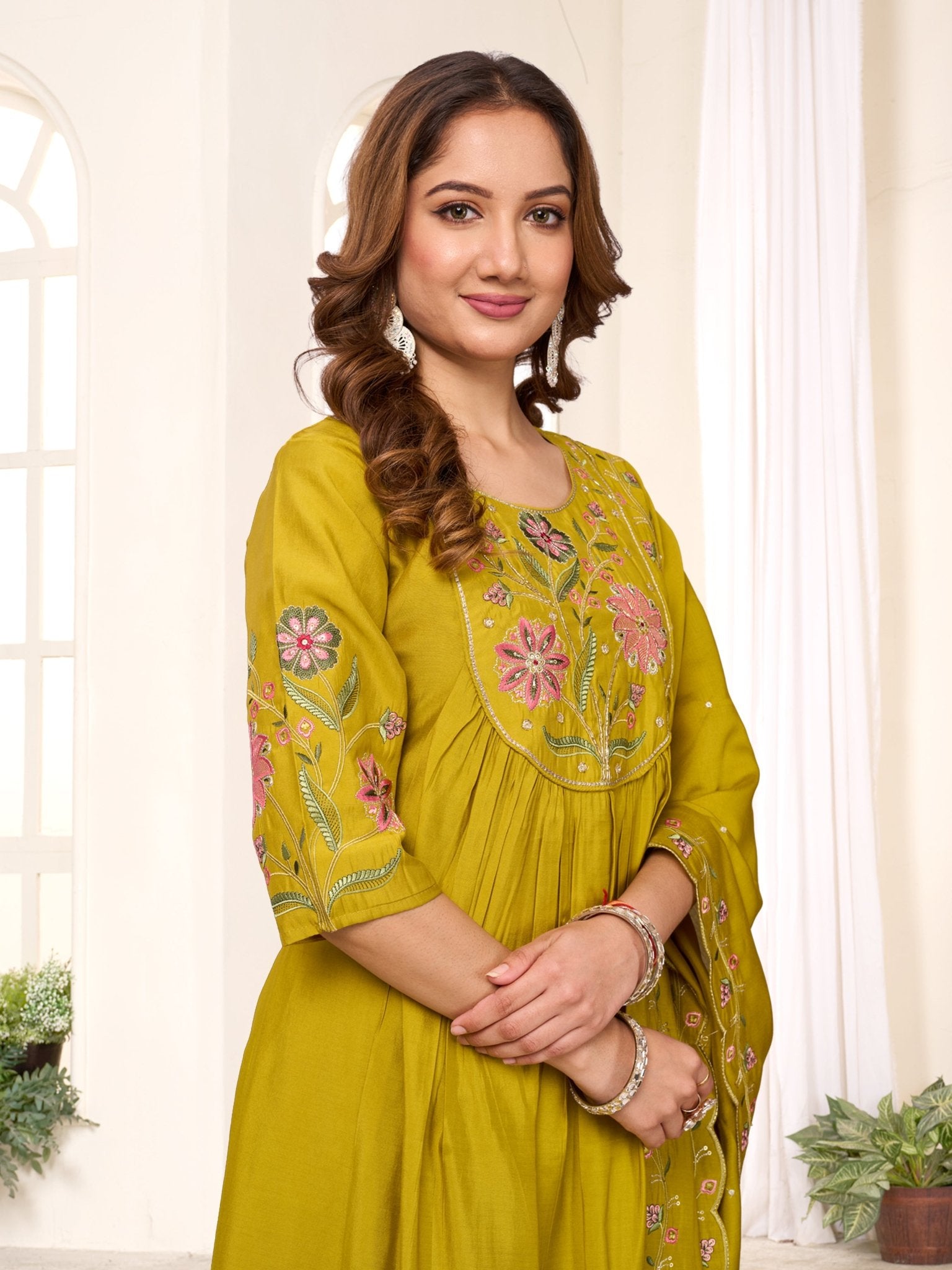 Designer Anarkali Kurti Dupatta Set with Floral Embroidery - Kalanandi the art of timeless fashion - Anarkali Kurti Set