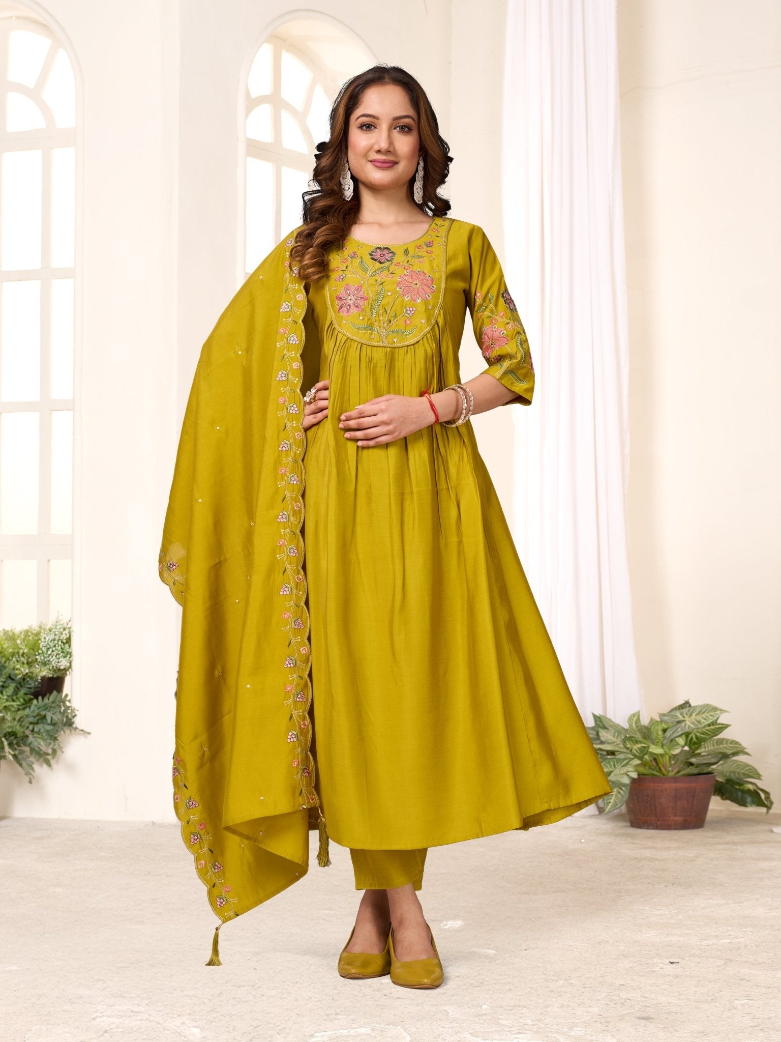 Designer Anarkali Kurti Dupatta Set with Floral Embroidery - Kalanandi the art of timeless fashion - Anarkali Kurti Set