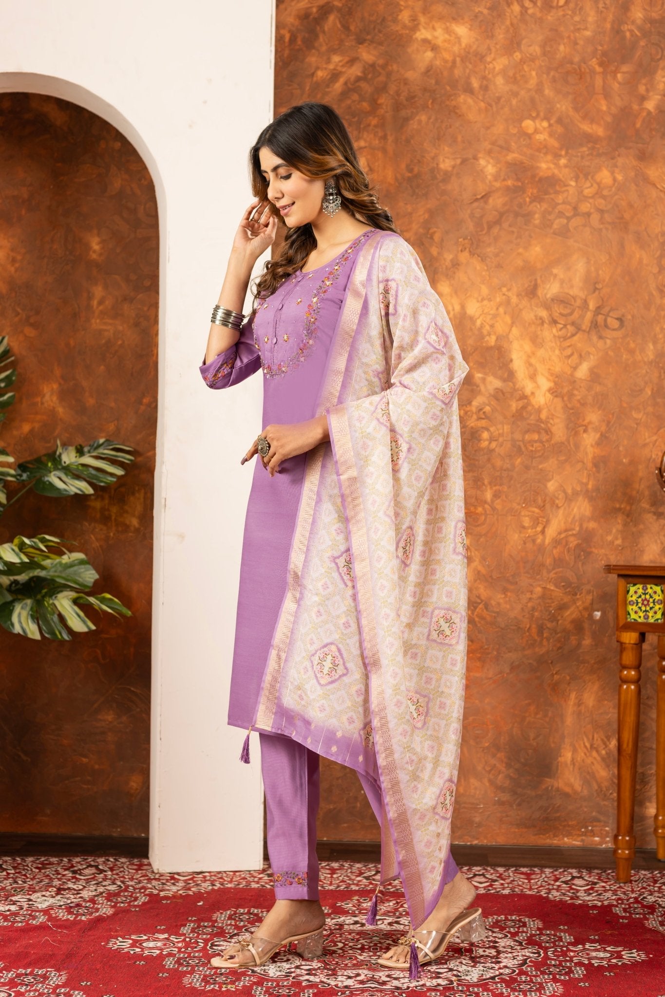 Elegant Straight Kurti Pant Dupatta Set - Kalanandi the art of timeless fashion - DIVA - 101