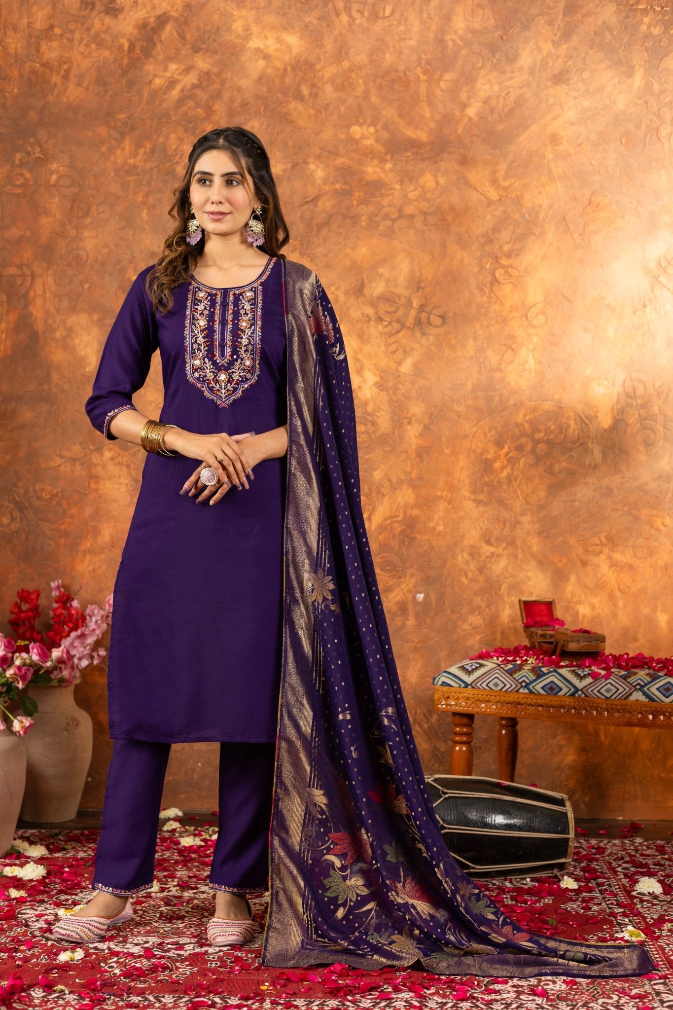 Elegant Straight Kurti Pant Dupatta Set - Kalanandi the art of timeless fashion - DIVA - 103