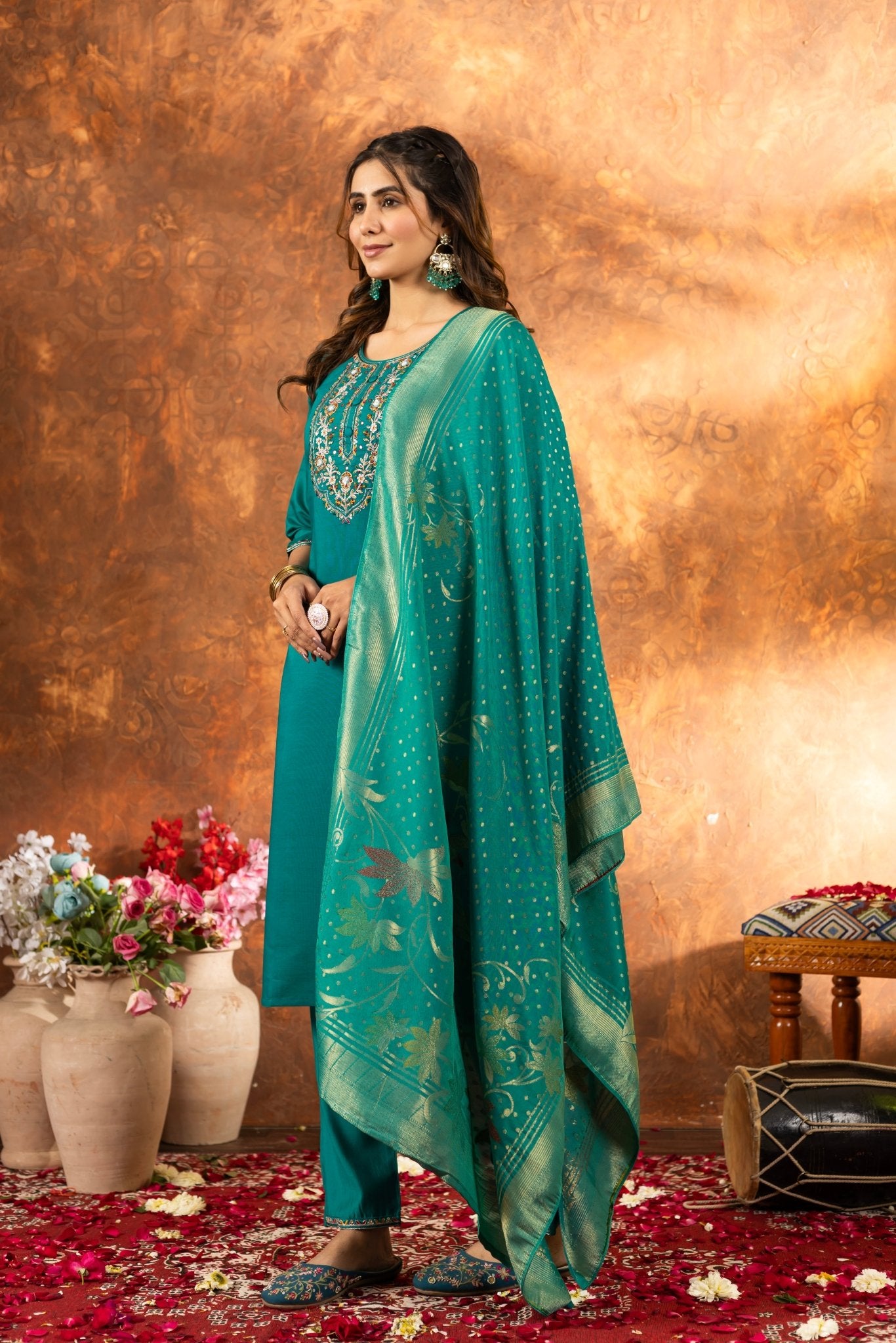 Elegant Straight Kurti Pant Dupatta Set - Kalanandi the art of timeless fashion - DIVA - 103