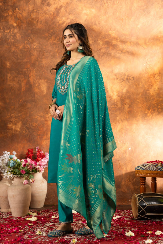 Elegant Straight Kurti Pant Dupatta Set - Kalanandi the art of timeless fashion - DIVA - 103
