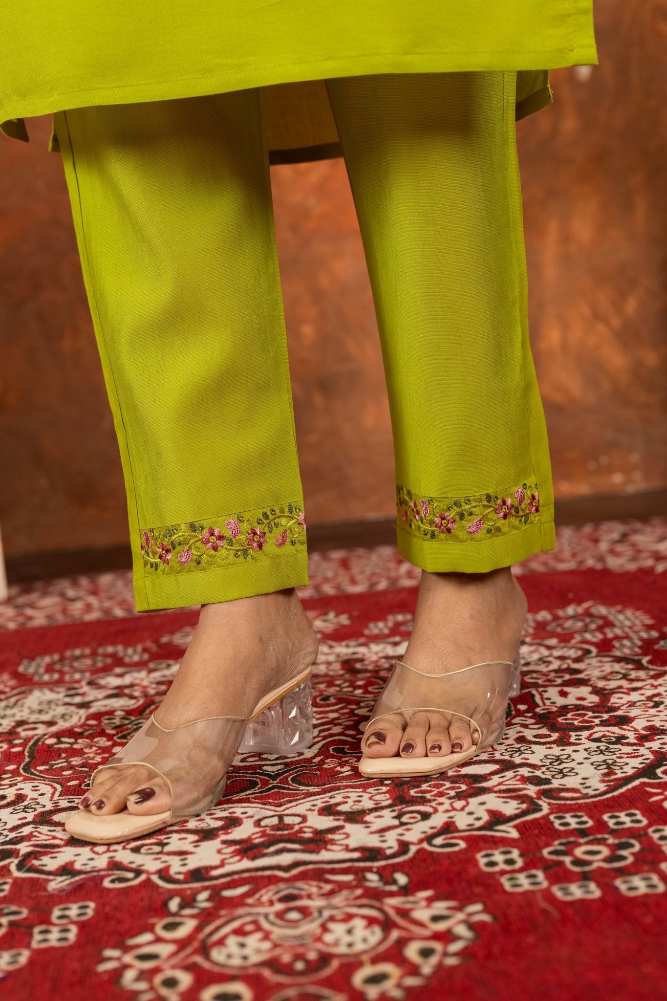 Elegant Straight Kurti Pant Dupatta Set - Kalanandi the art of timeless fashion - DIVA - 101