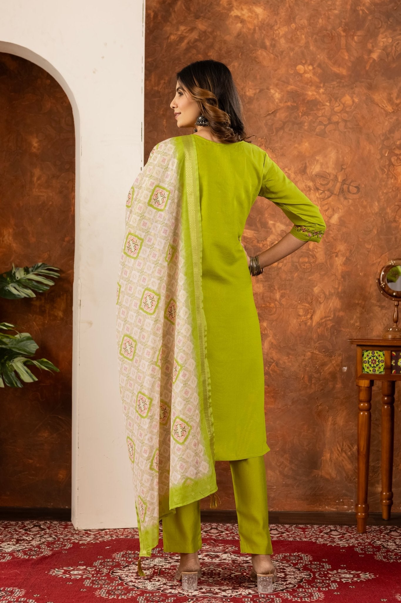 Elegant Straight Kurti Pant Dupatta Set - Kalanandi the art of timeless fashion - DIVA - 101