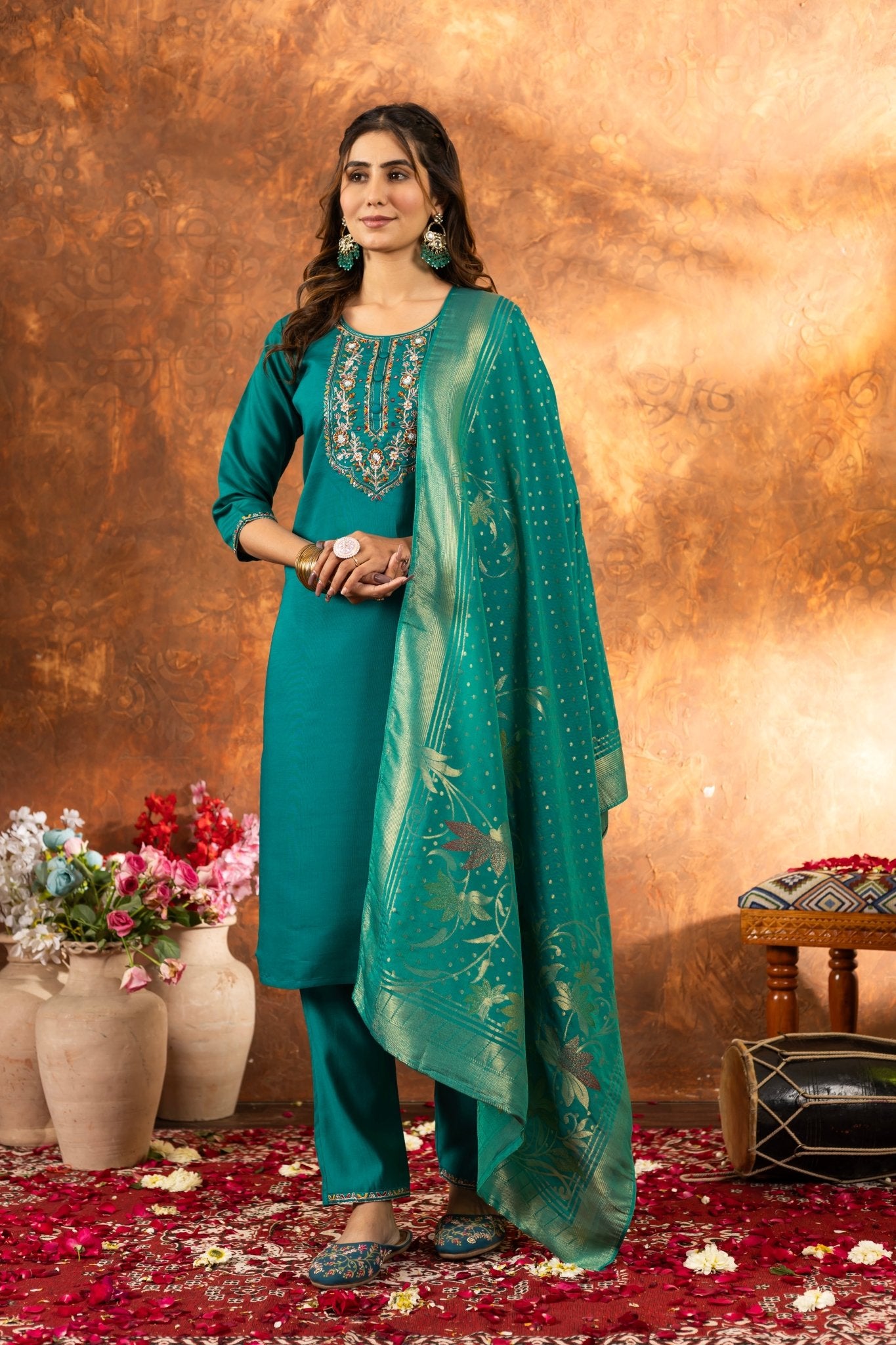 Elegant Straight Kurti Pant Dupatta Set - Kalanandi the art of timeless fashion - DIVA - 103