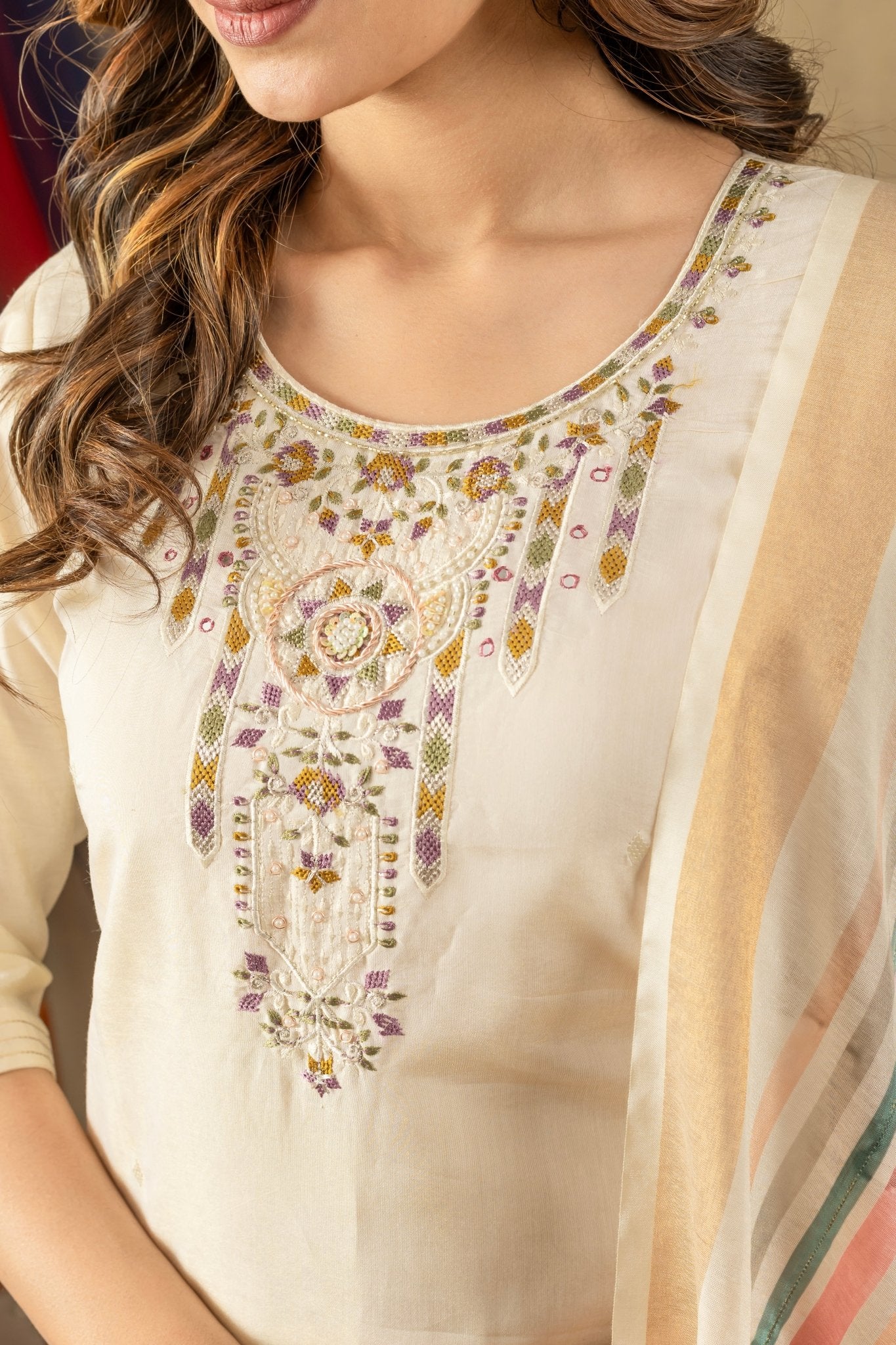 Embroidered Shimmer Silk Straight Kurti Pant Dupatta Set | Premium Festive Wear for Women - Kalanandi the art of timeless fashion - Straight Kurti Pant Dupatta Set