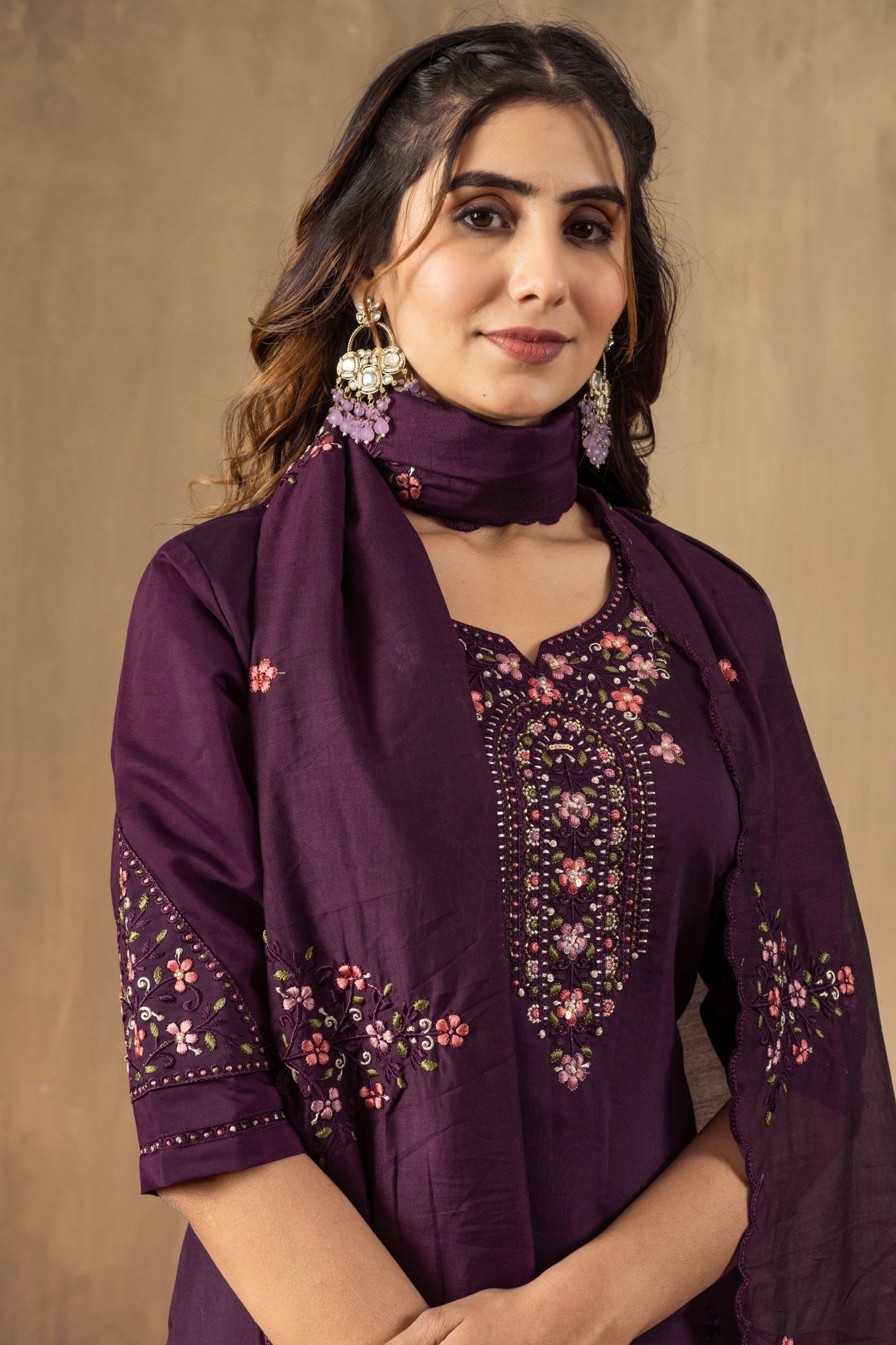 Premium Floral Embroidered Kurti Dupatta Set for Festive Wear - Kalanandi the art of timeless fashion - Straight Kurti Pant Dupatta Set