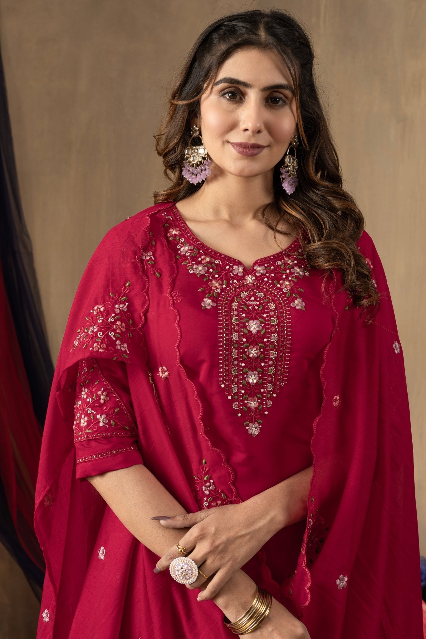 Premium Floral Embroidered Kurti Dupatta Set for Festive Wear - Kalanandi the art of timeless fashion - Straight Kurti Pant Dupatta Set
