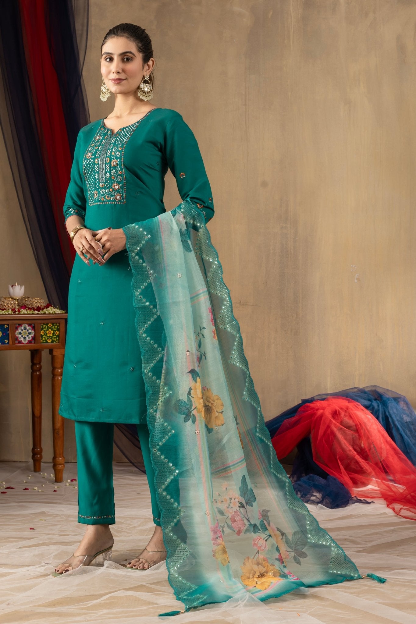 Premium Straight Kurti Set with Thread Embroidery & Printed Dupatta - Kalanandi the art of timeless fashion - Straight Kurti Pant Dupatta Set