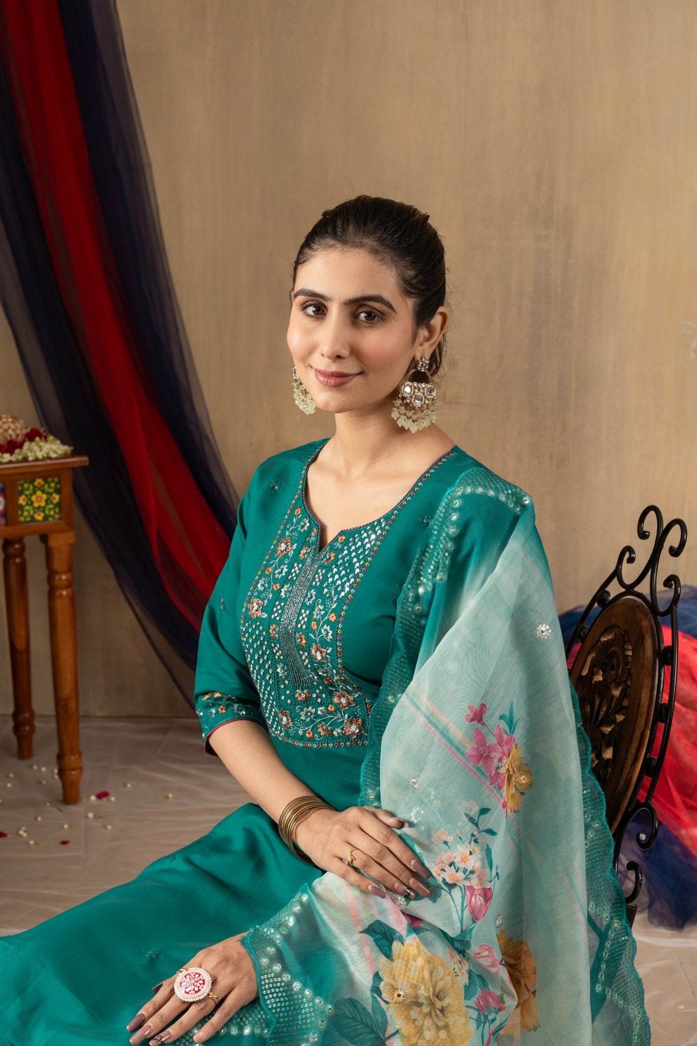 Premium Straight Kurti Set with Thread Embroidery & Printed Dupatta - Kalanandi the art of timeless fashion - Straight Kurti Pant Dupatta Set