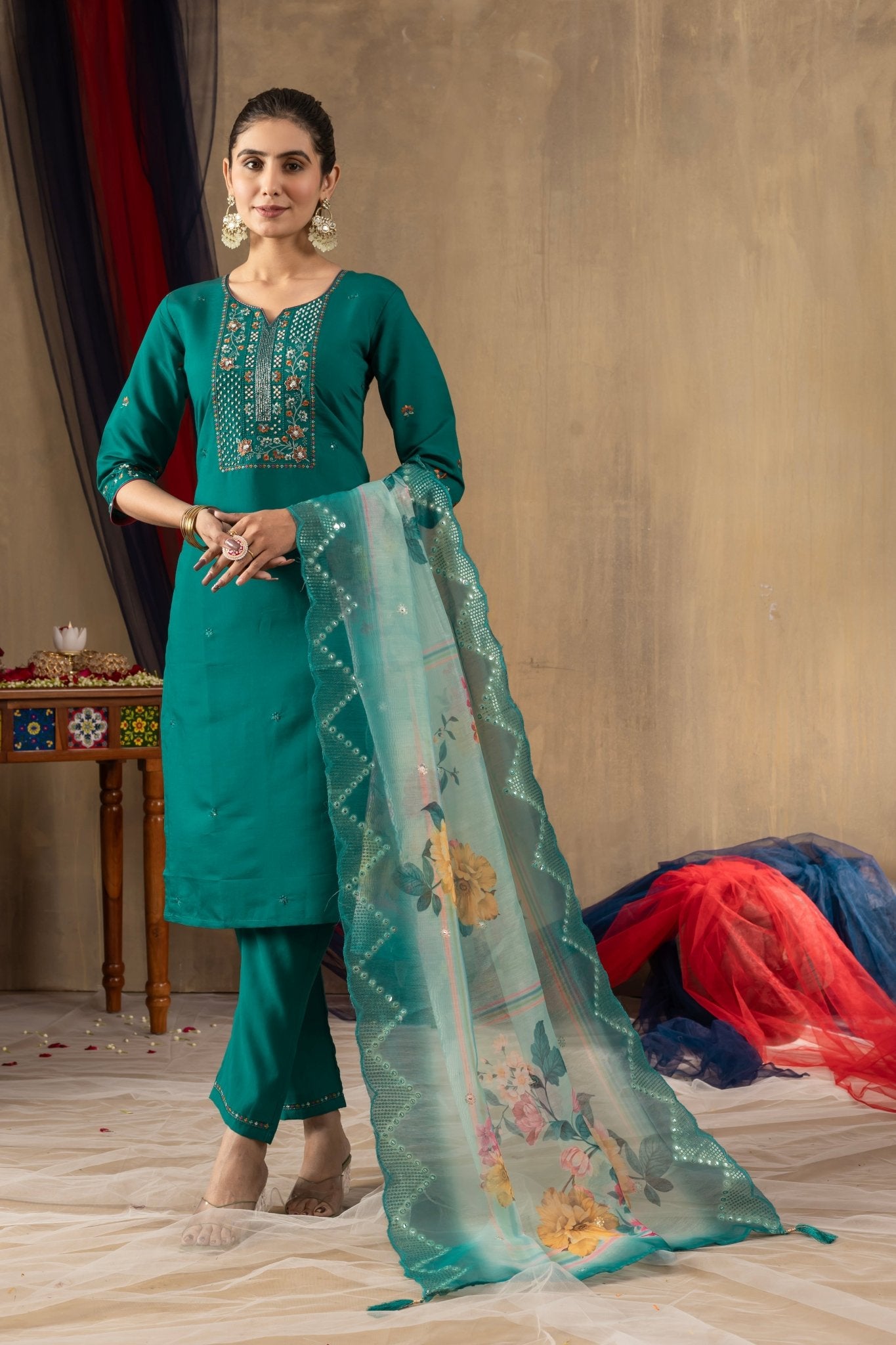 Premium Straight Kurti Set with Thread Embroidery & Printed Dupatta - Kalanandi the art of timeless fashion - Straight Kurti Pant Dupatta Set