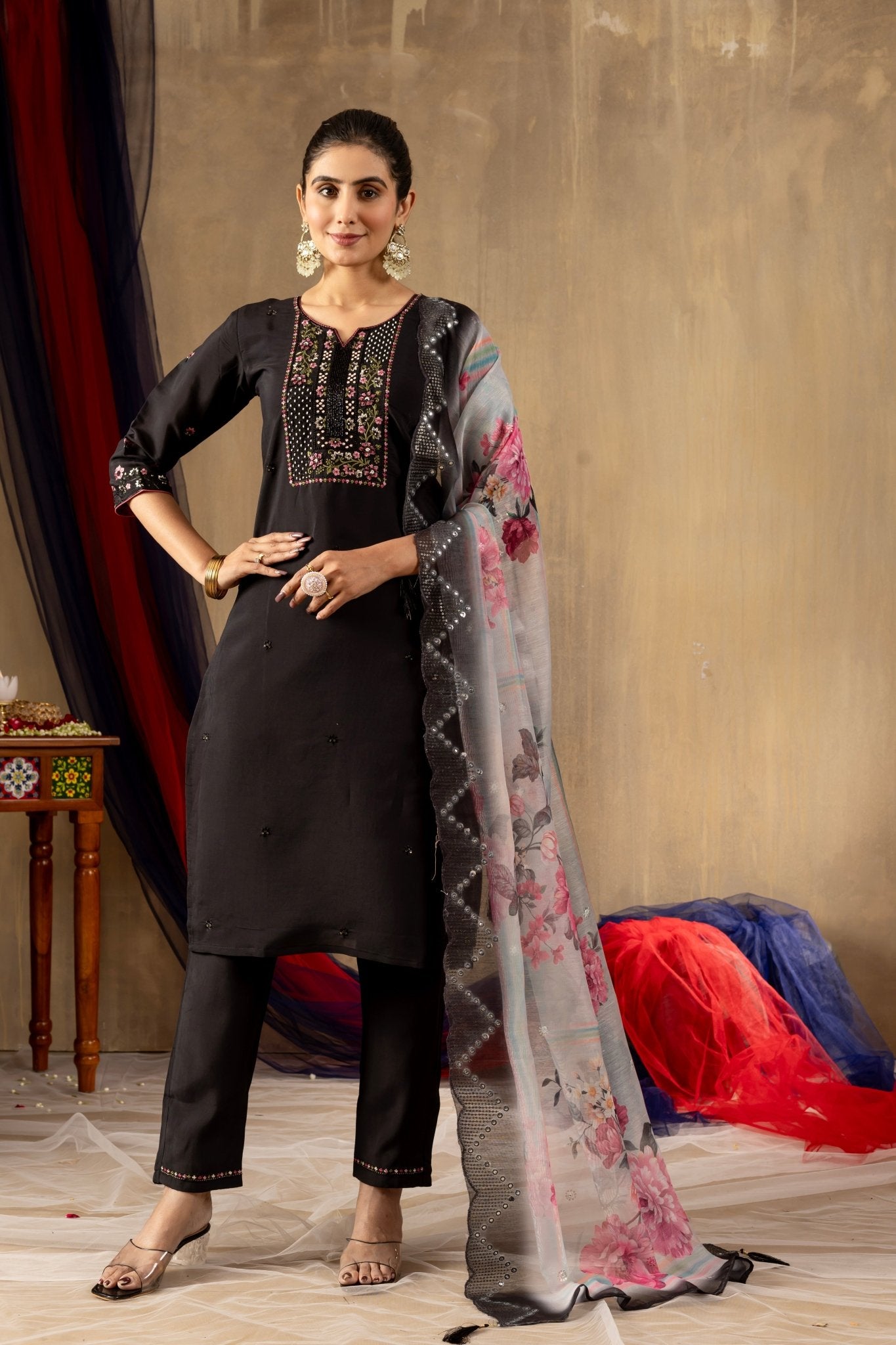 Premium Straight Kurti Set with Thread Embroidery & Printed Dupatta - Kalanandi the art of timeless fashion - Straight Kurti Pant Dupatta Set