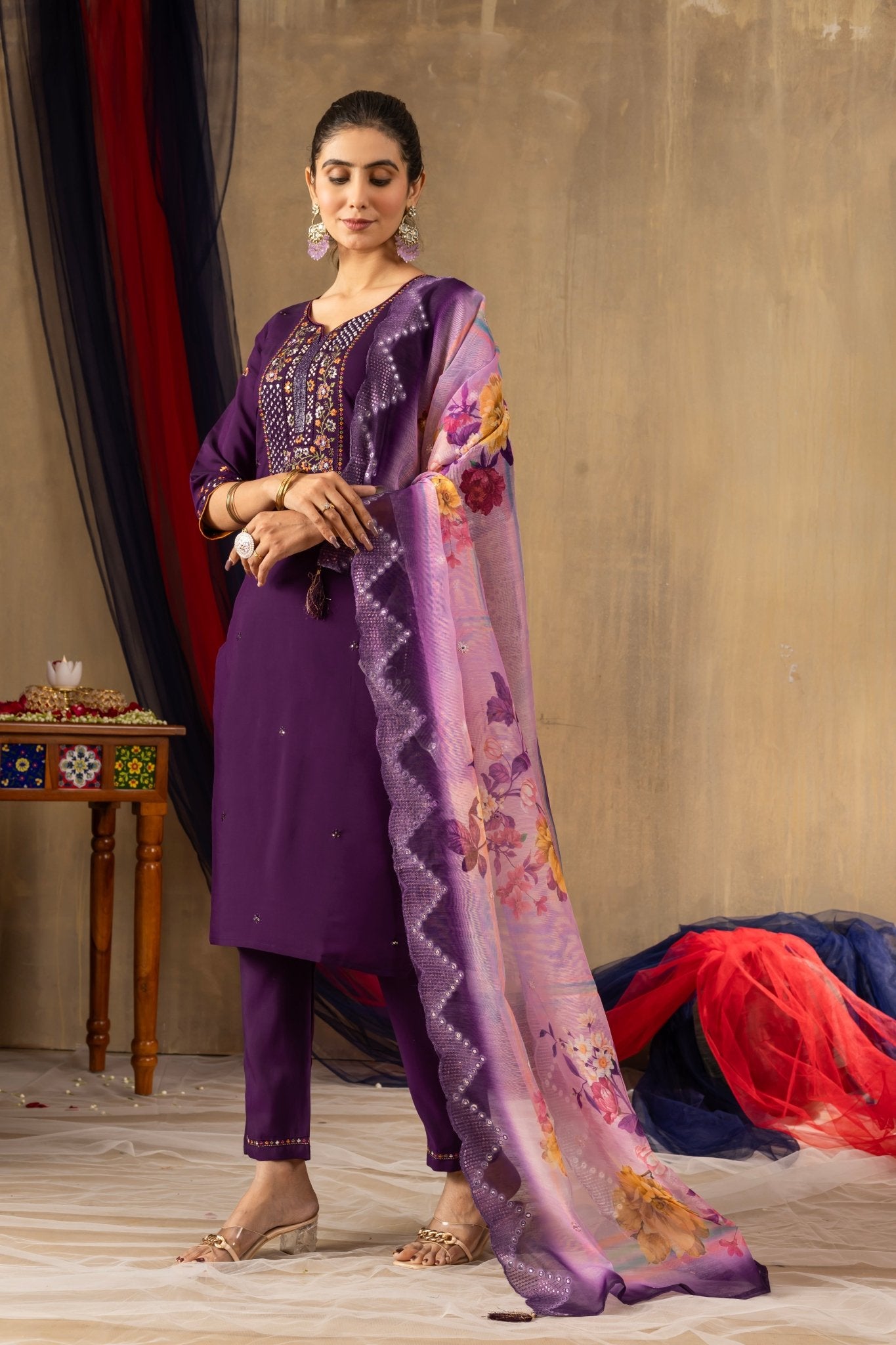 Premium Straight Kurti Set with Thread Embroidery & Printed Dupatta - Kalanandi the art of timeless fashion - Straight Kurti Pant Dupatta Set