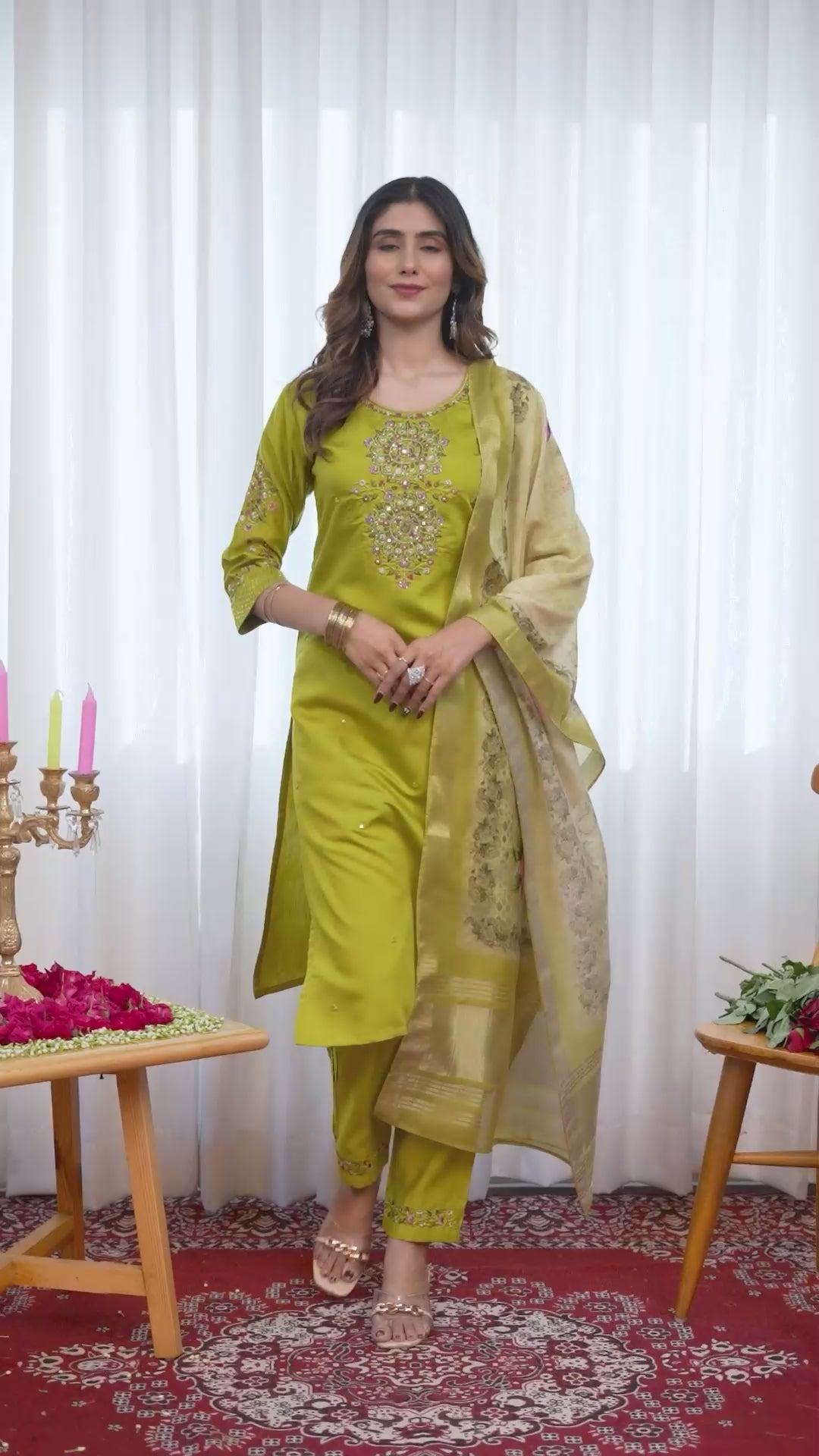 Classic Straight Kurti with Detailed Thread Embroidery & Matching Dupatta