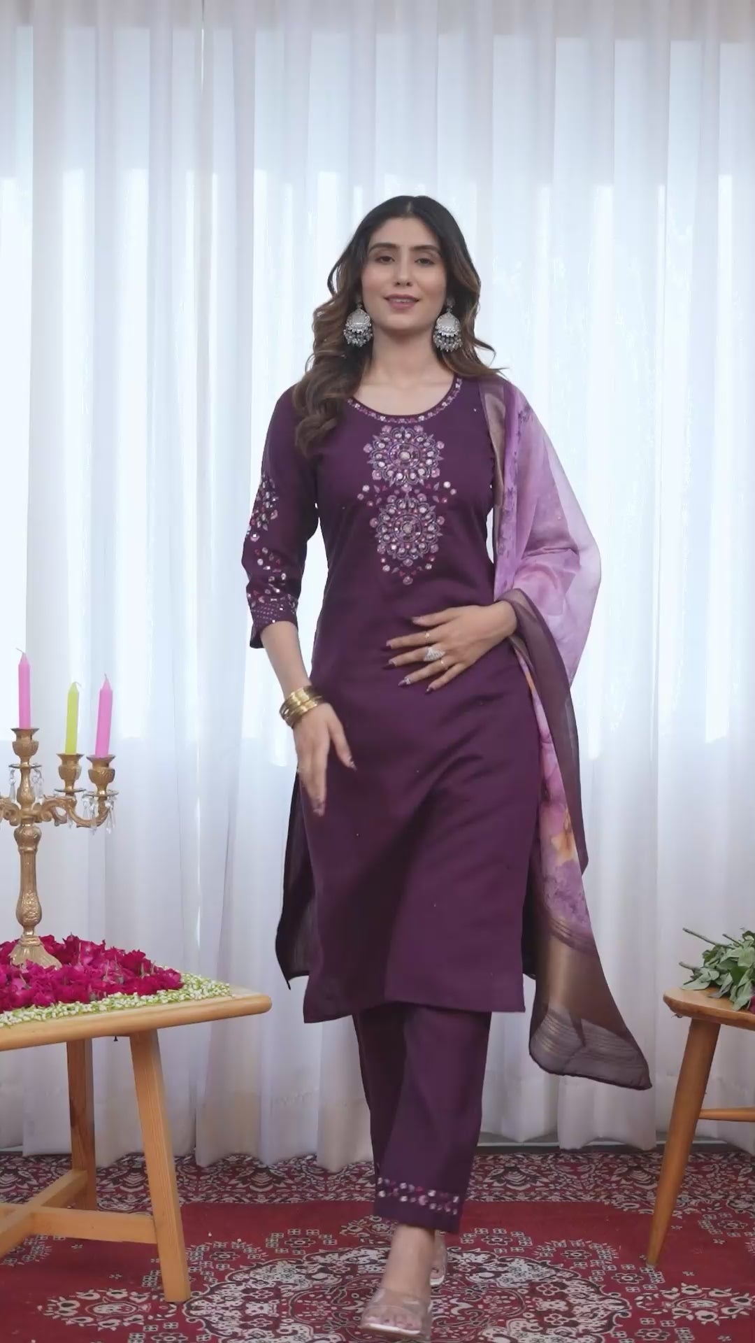 Classic Straight Kurti with Detailed Thread Embroidery & Matching Dupatta