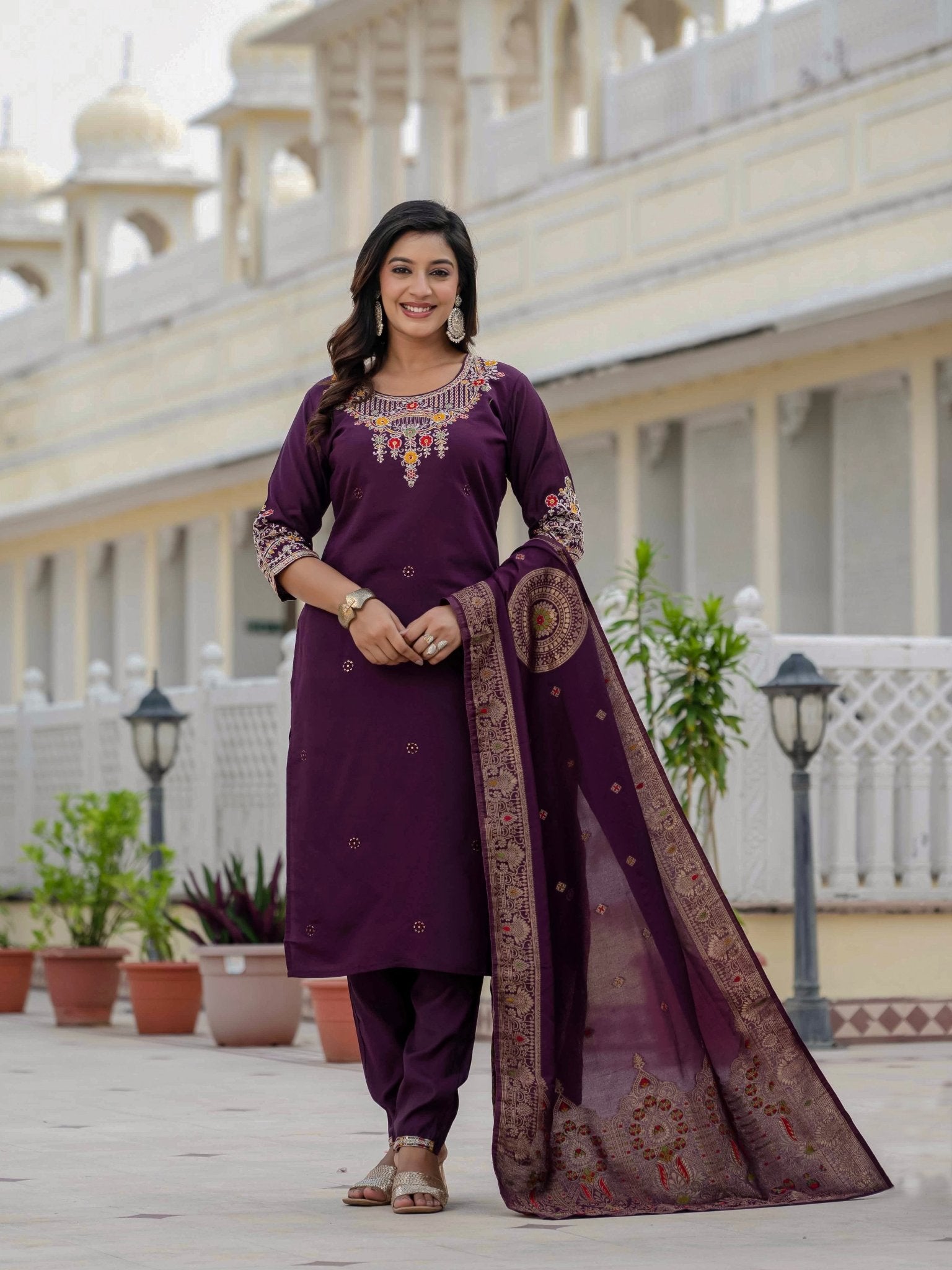 Roman Silk Embroidered Kurti Pant Dupatta Set for Women - Kalanandi the art of timeless fashion - Straight Kurti Pant Dupatta Set