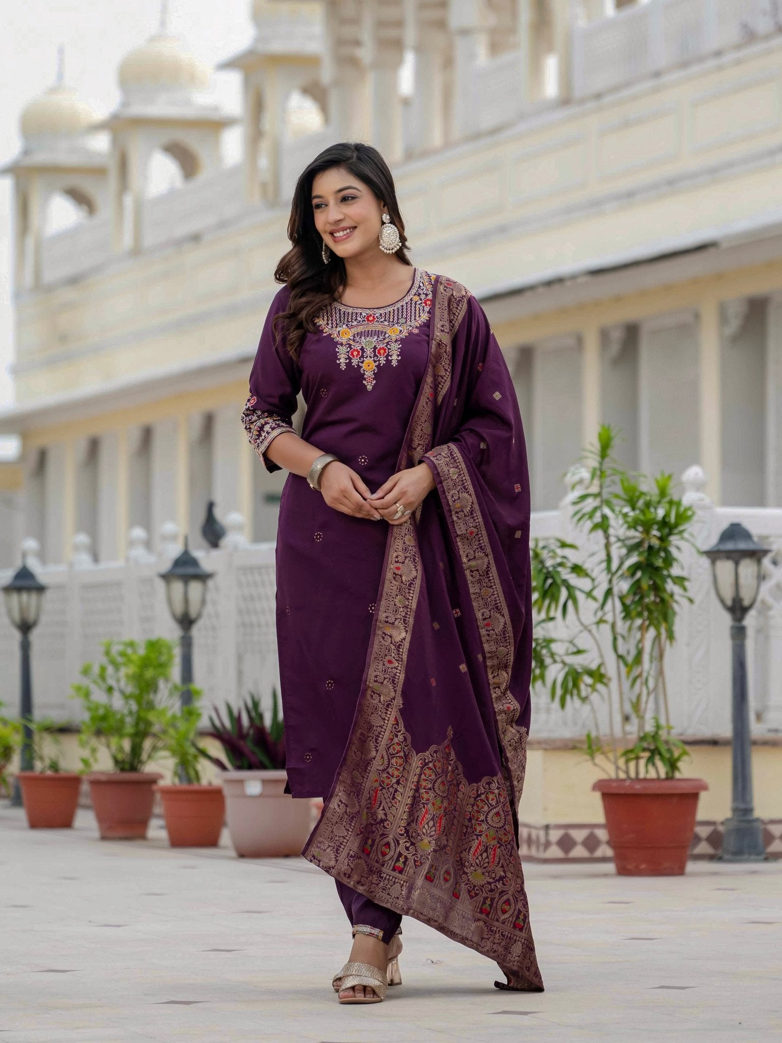 Roman Silk Embroidered Kurti Pant Dupatta Set for Women - Kalanandi the art of timeless fashion - Straight Kurti Pant Dupatta Set