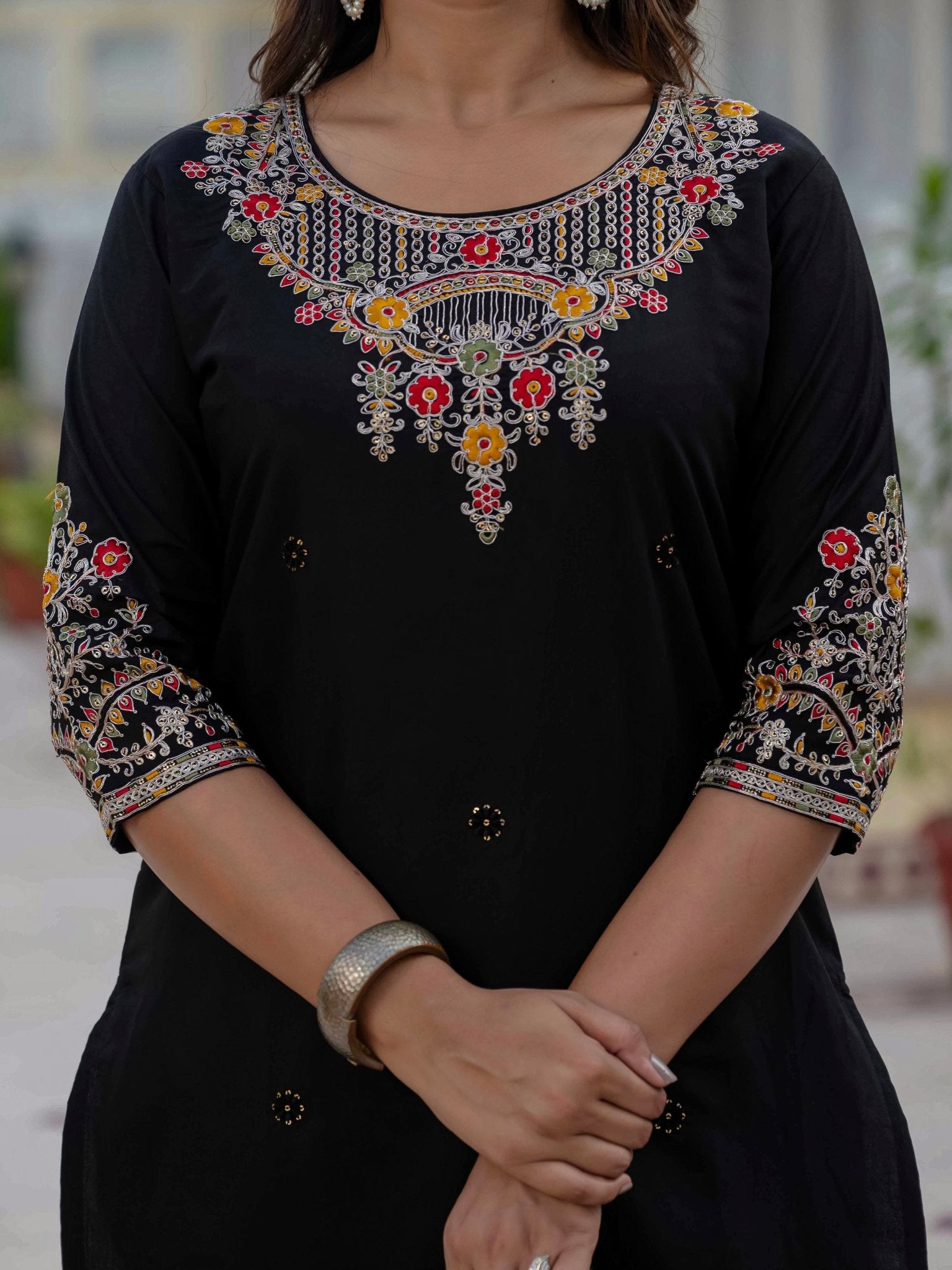 Roman Silk Embroidered Kurti Pant Dupatta Set for Women - Kalanandi the art of timeless fashion - Straight Kurti Pant Dupatta Set
