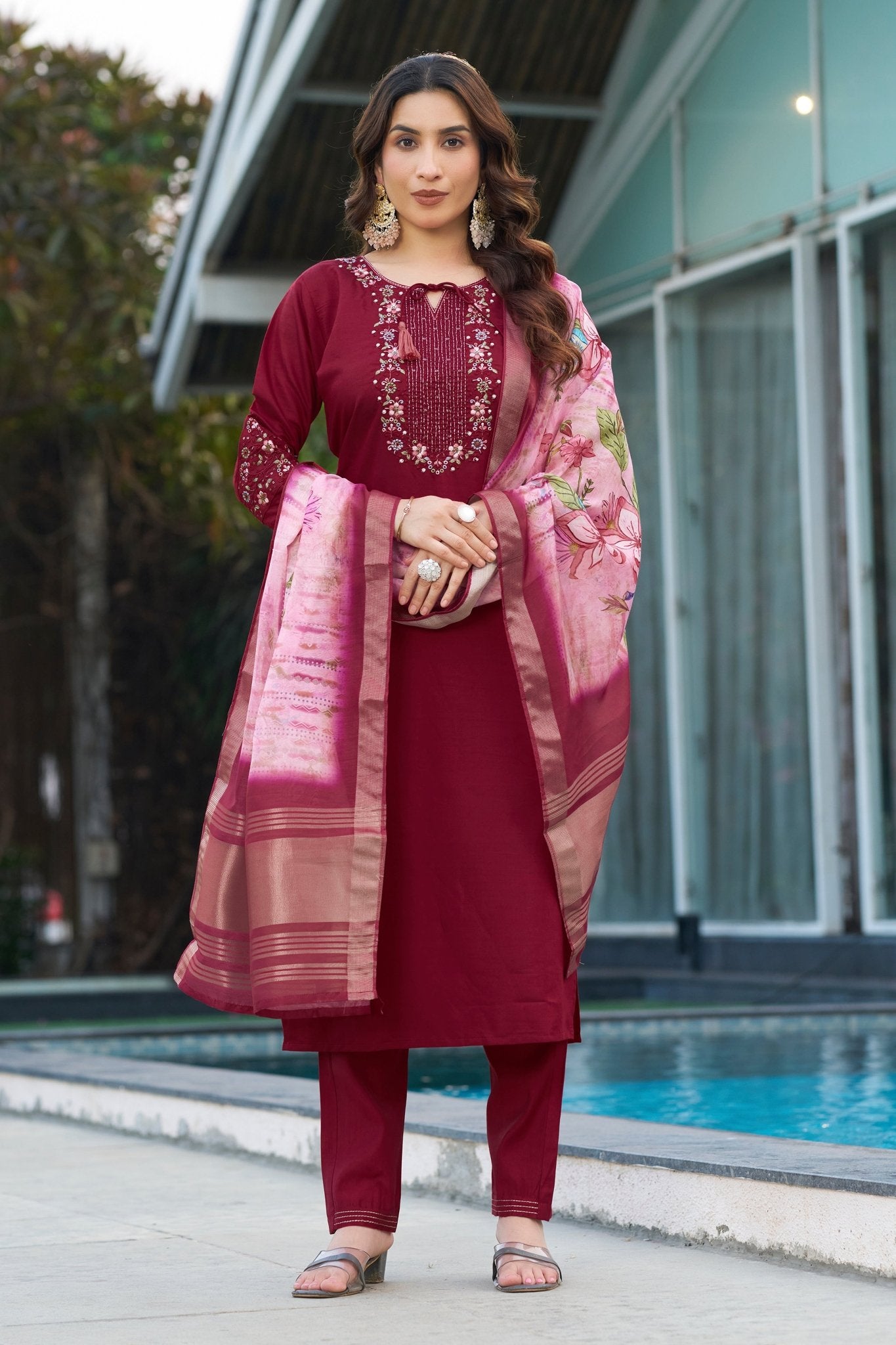 Women’s Embroidered Kurti Pant Suit Set with Lagdi Patta Dupatta - Kalanandi the art of timeless fashion - Straight Kurti Pant Dupatta Set