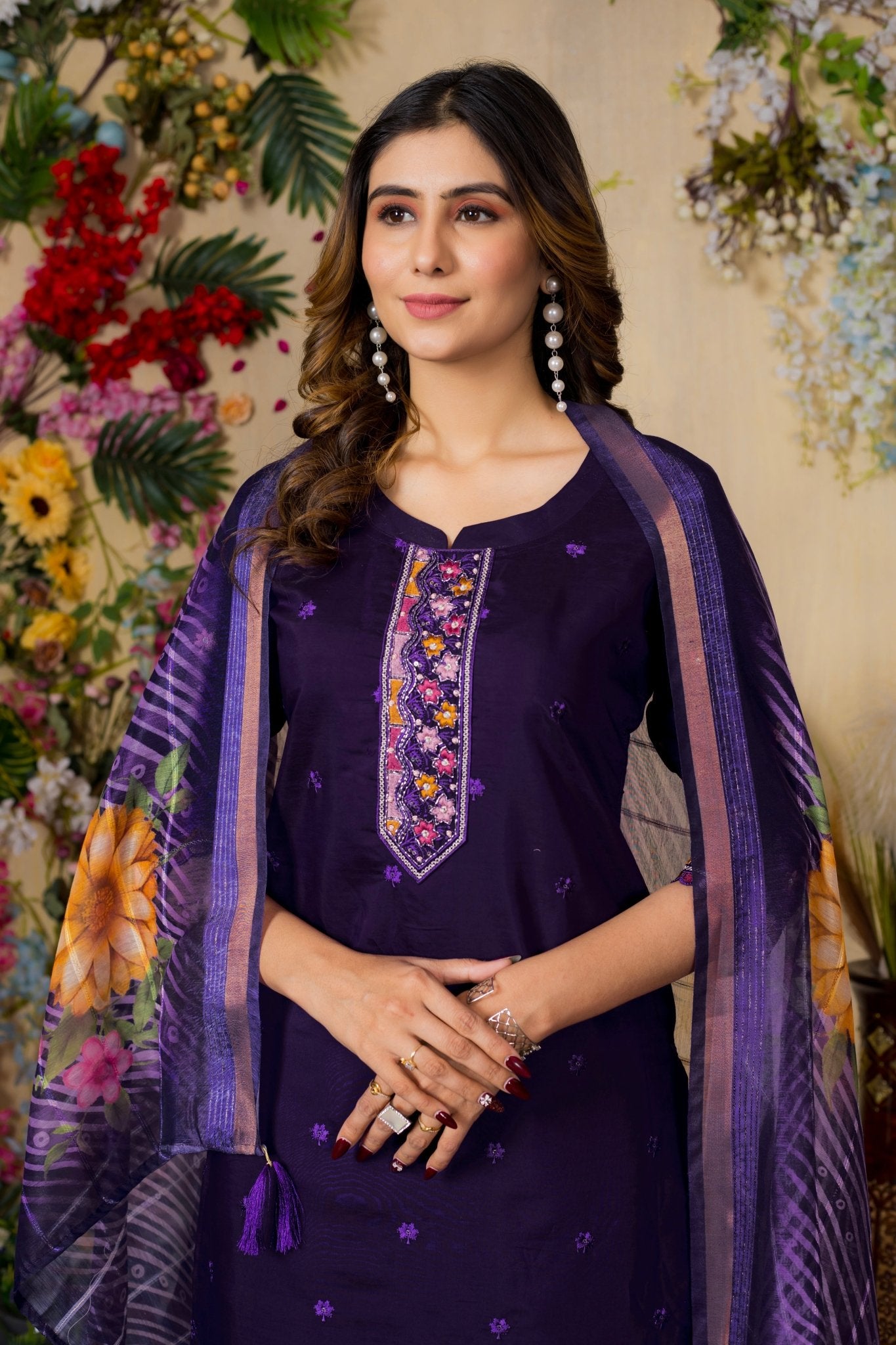 Women’s Stylish Embroidered Kurti Pant Dupatta Set – Party & Festive Collection - Kalanandi the art of timeless fashion - Straight Kurti Pant Dupatta Set