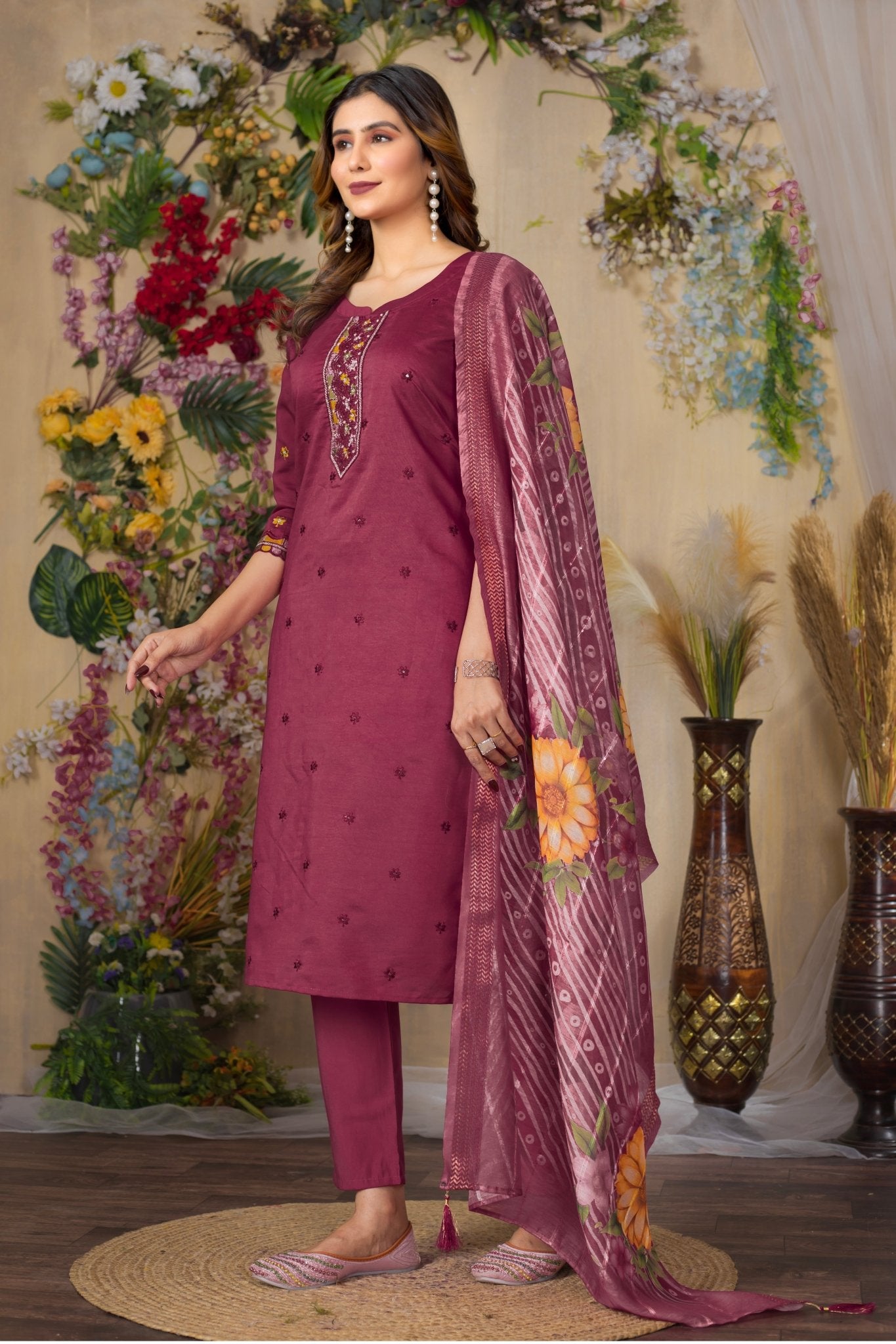 Women’s Stylish Embroidered Kurti Pant Dupatta Set – Party & Festive Collection - Kalanandi the art of timeless fashion - Straight Kurti Pant Dupatta Set