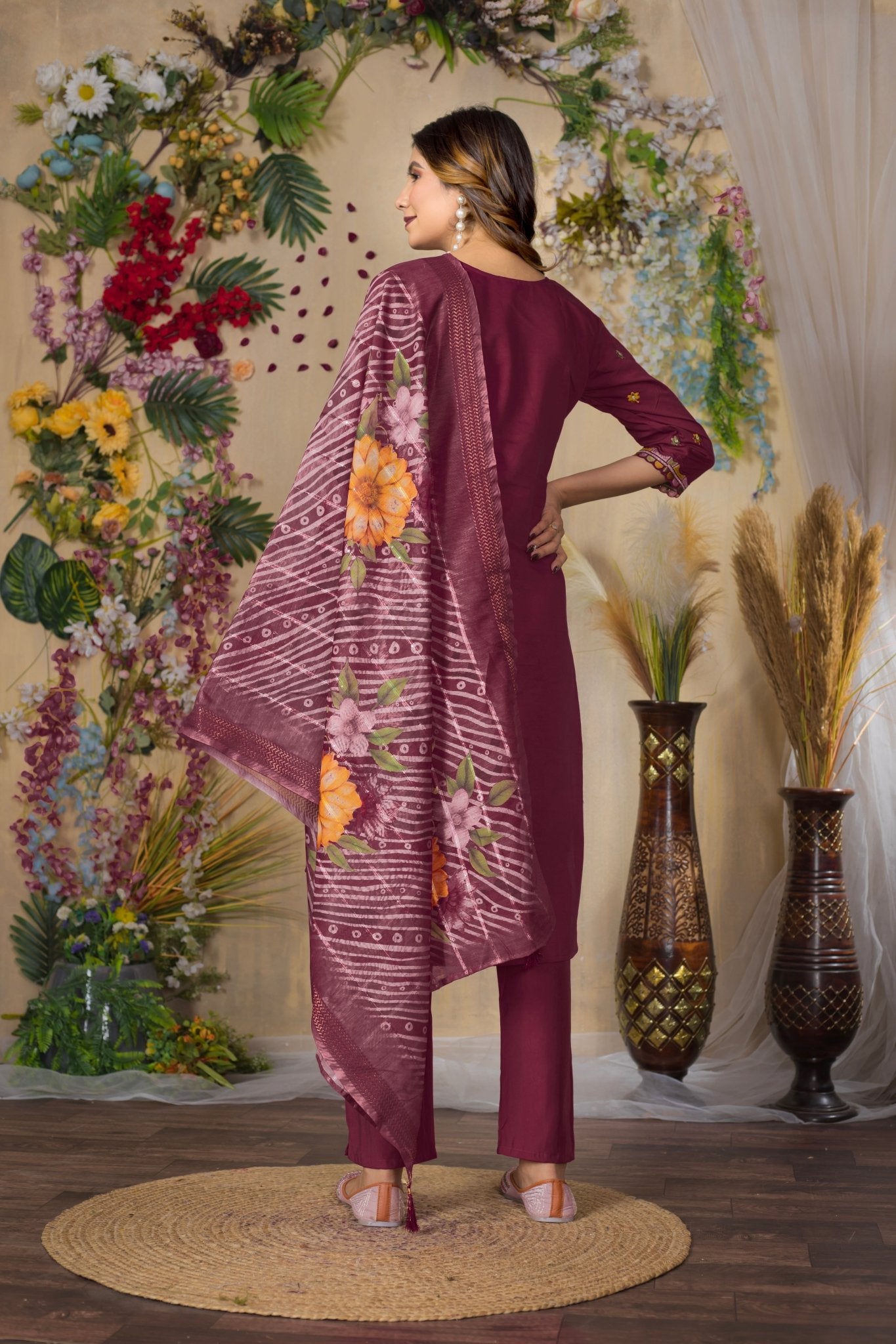 Women’s Stylish Embroidered Kurti Pant Dupatta Set – Party & Festive Collection - Kalanandi the art of timeless fashion - Straight Kurti Pant Dupatta Set