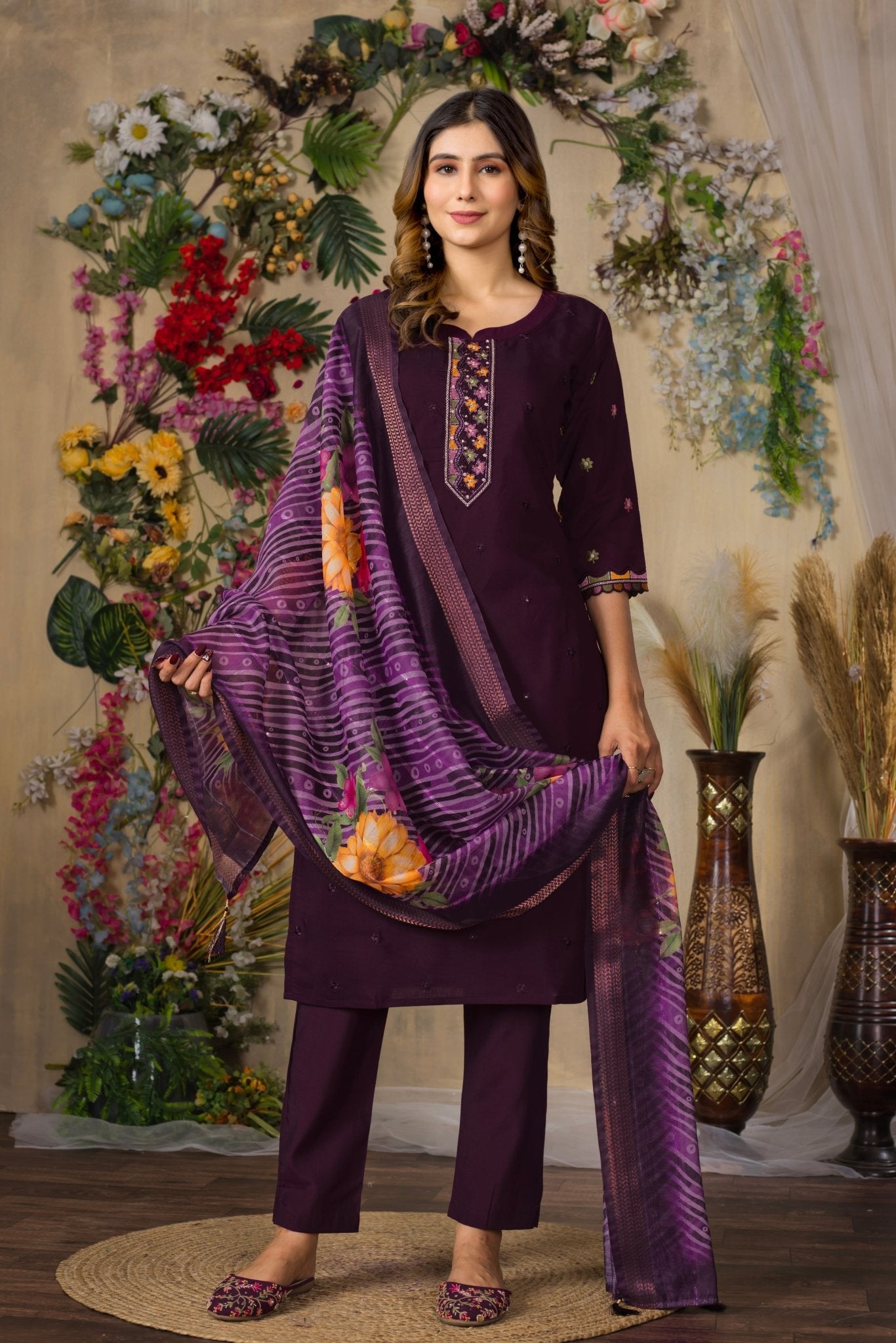 Women’s Stylish Embroidered Kurti Pant Dupatta Set – Party & Festive Collection - Kalanandi the art of timeless fashion - Straight Kurti Pant Dupatta Set