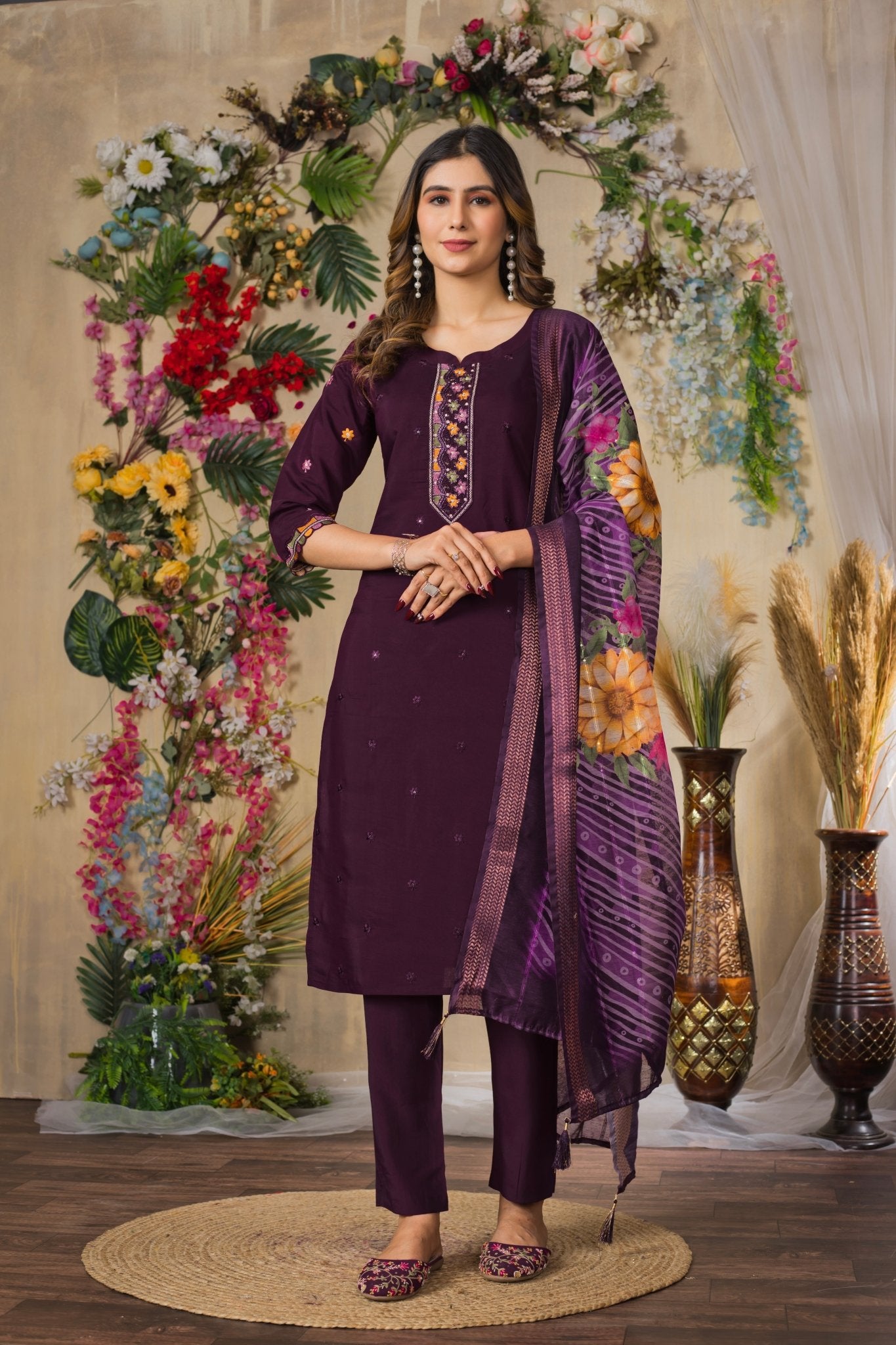 Women’s Stylish Embroidered Kurti Pant Dupatta Set – Party & Festive Collection - Kalanandi the art of timeless fashion - Straight Kurti Pant Dupatta Set
