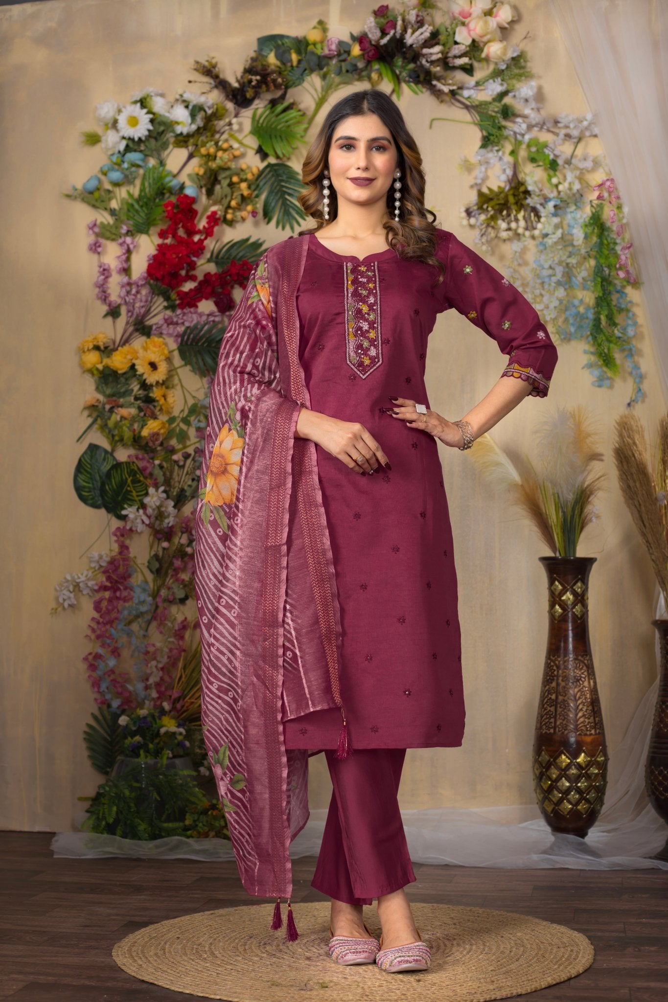 Women’s Stylish Embroidered Kurti Pant Dupatta Set – Party & Festive Collection - Kalanandi the art of timeless fashion - Straight Kurti Pant Dupatta Set